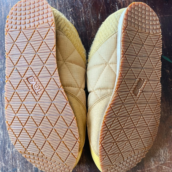 Teva ReEmber Moc in Yellow - Picture 3 of 3